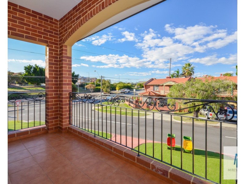 11 Second Avenue East, Mount Lawley WA 6050