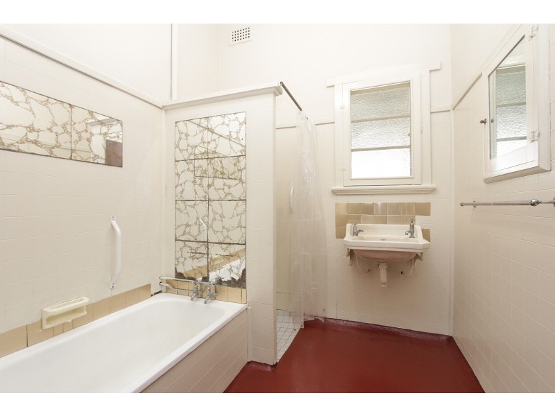 35 John Street, Midland WA 6056