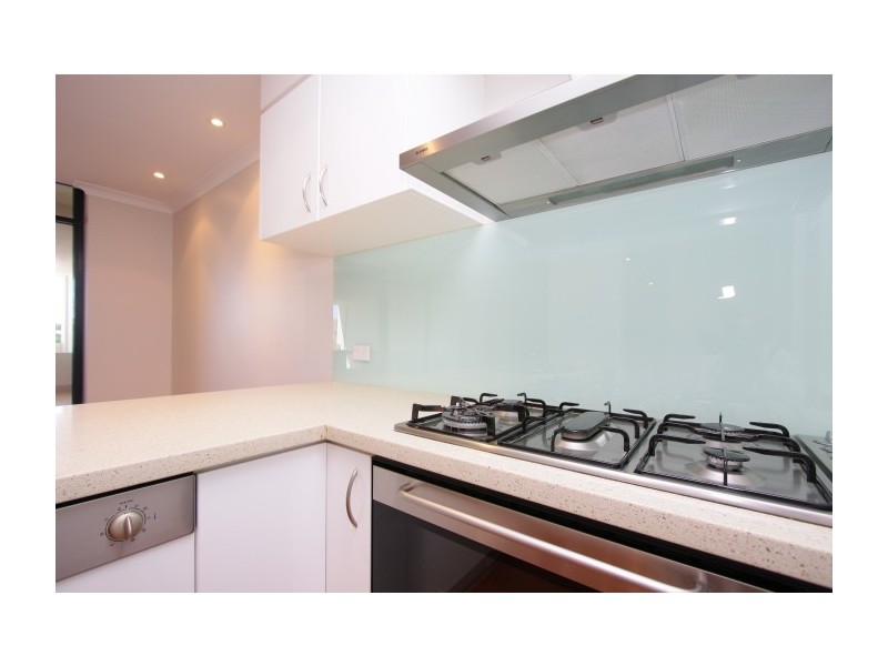 2/296 Mill Point Road, South Perth WA 6151