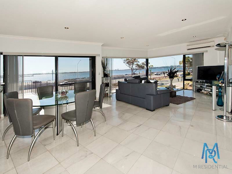 1/174 Melville Parade, Como WA 6152