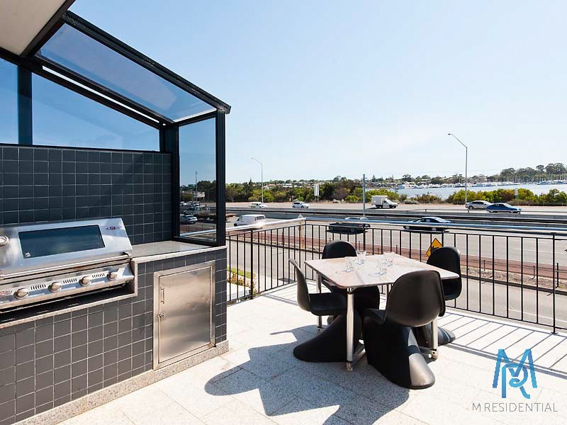 1/174 Melville Parade, Como WA 6152