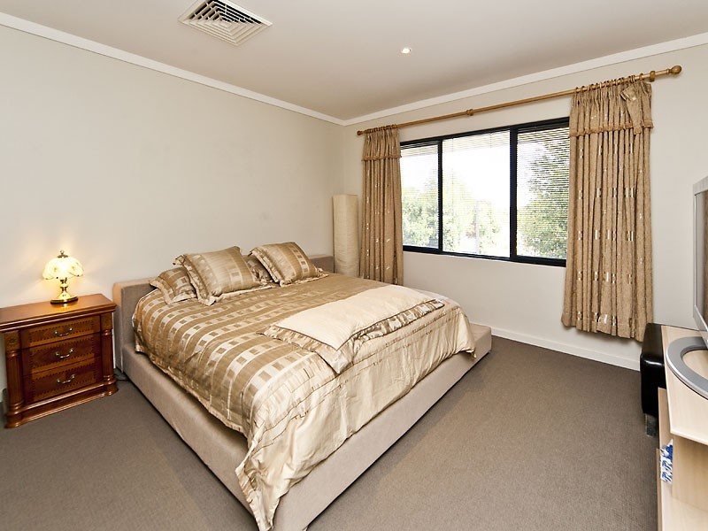 24 Eric Street, Como WA 6152