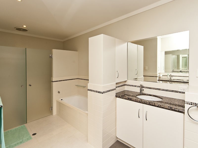 24 Eric Street, Como WA 6152