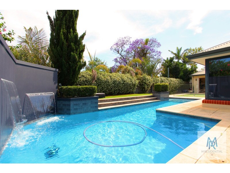 13 McDonald Street, Como WA 6152