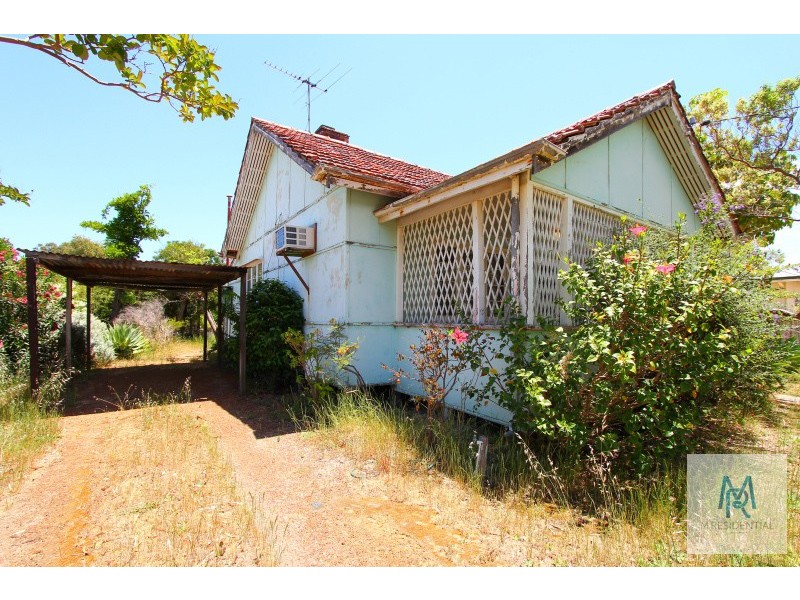 41 Ewart Street, Midvale WA 6056