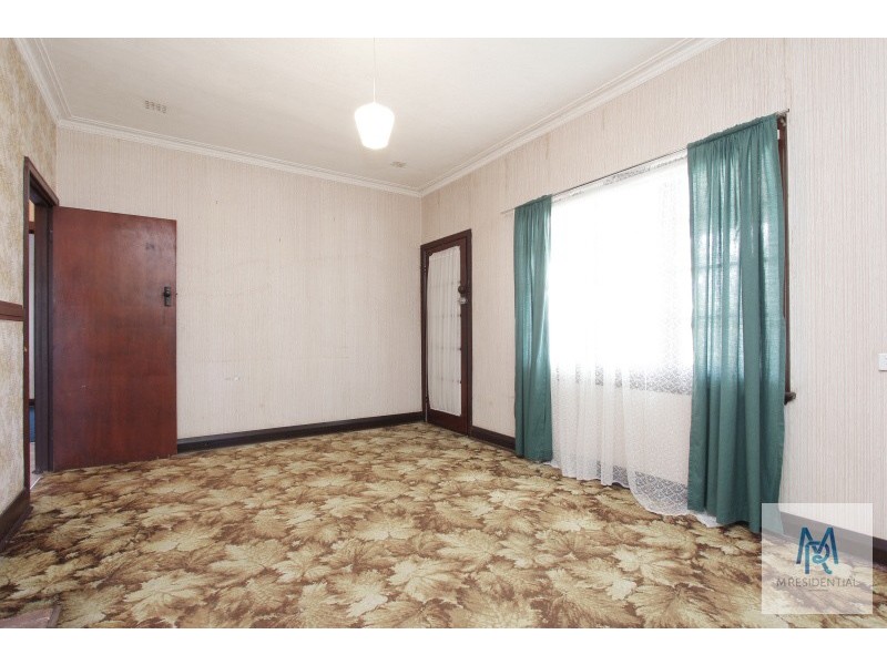 41 Ewart Street, Midvale WA 6056