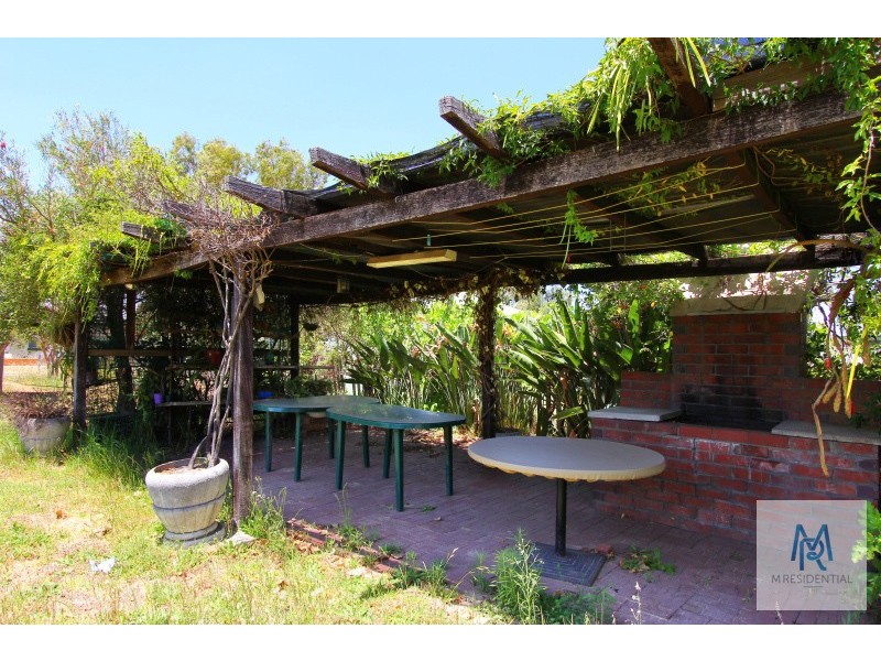 41 Ewart Street, Midvale WA 6056