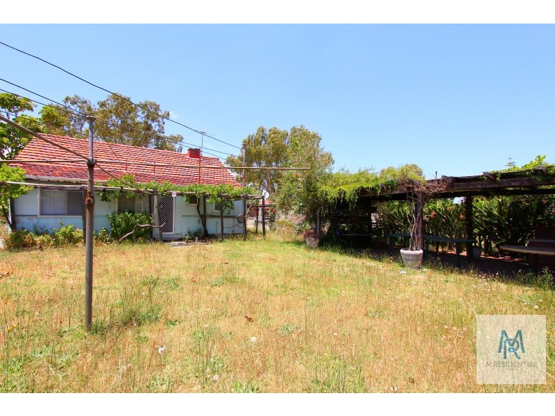 41 Ewart Street, Midvale WA 6056