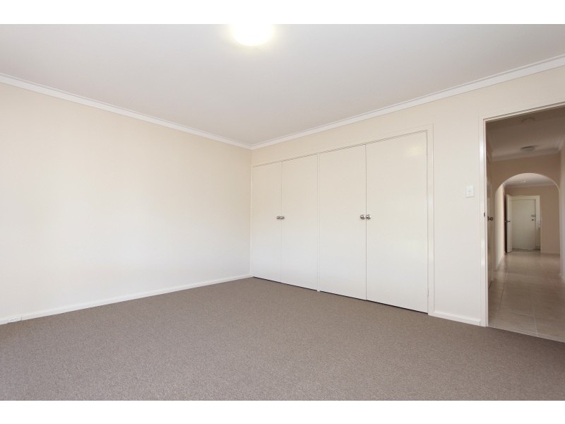 11 Bader Way, Stirling WA 6021