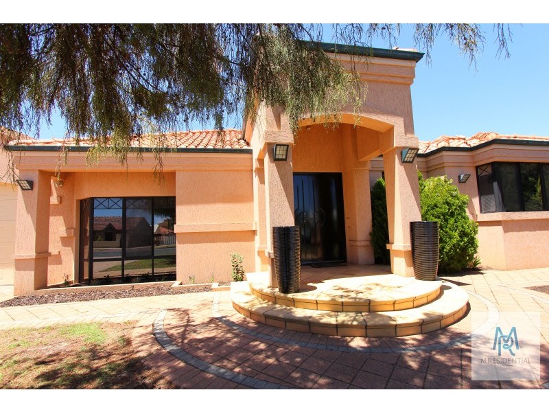 10 Challenger Avenue, Manning WA 6152