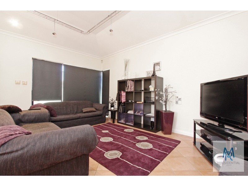 10 Challenger Avenue, Manning WA 6152