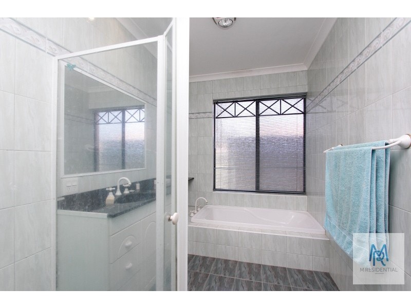 10 Challenger Avenue, Manning WA 6152