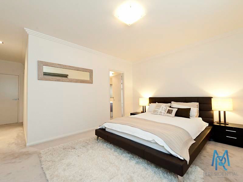 14a Saunders, Como WA 6152