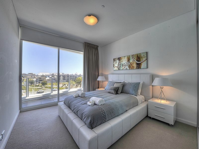 505/3 Marco Polo Drive, Mandurah WA 6210