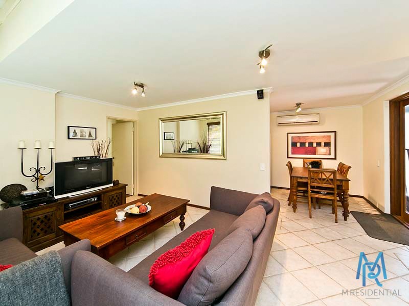 3/54 Saunders Street, Como WA 6152