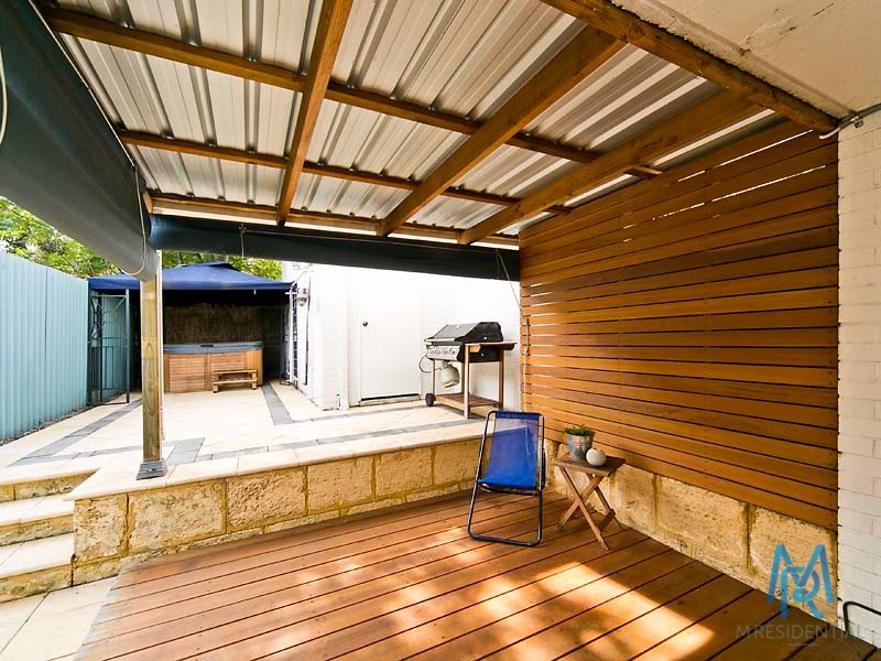 3/54 Saunders Street, Como WA 6152