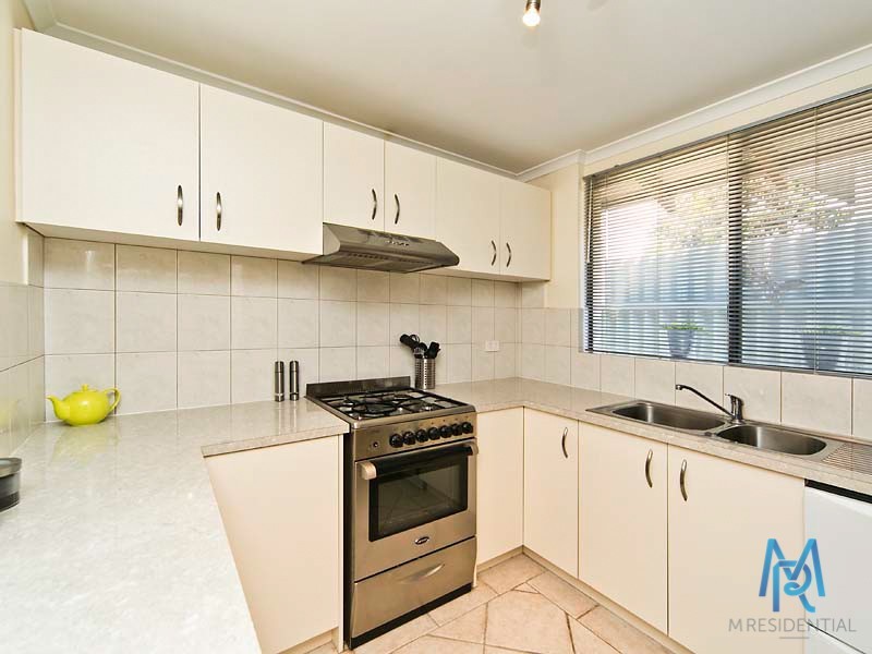 3/54 Saunders Street, Como WA 6152