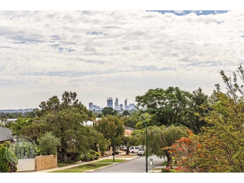 23B Howard Parade, Salter Point WA 6152