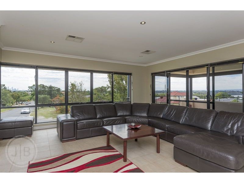 23B Howard Parade, Salter Point WA 6152