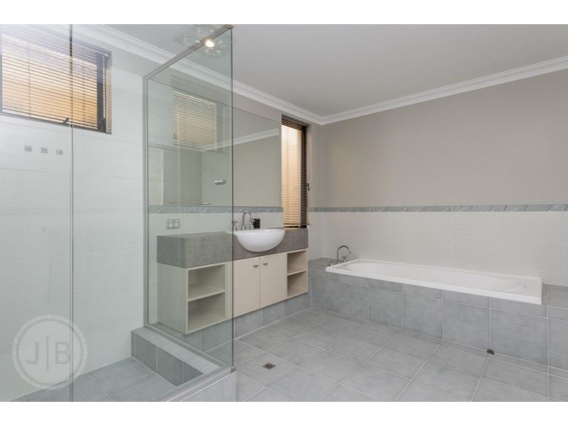 23B Howard Parade, Salter Point WA 6152