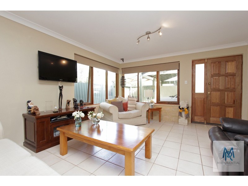 4/62 Lockhart Street, Como WA 6152