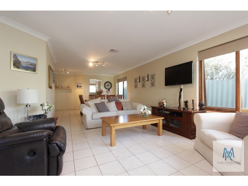 4/62 Lockhart Street, Como WA 6152