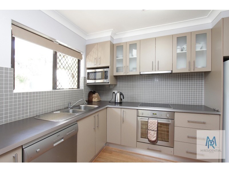 4/62 Lockhart Street, Como WA 6152