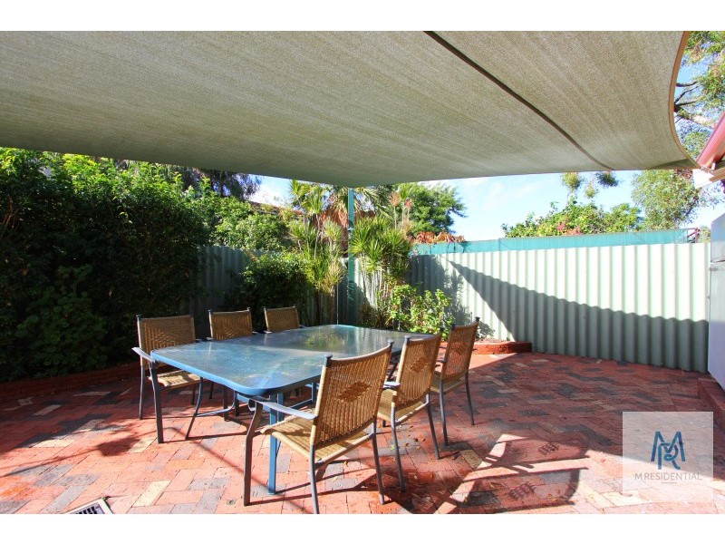 4/62 Lockhart Street, Como WA 6152