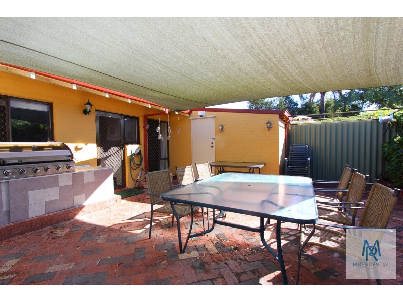 4/62 Lockhart Street, Como WA 6152