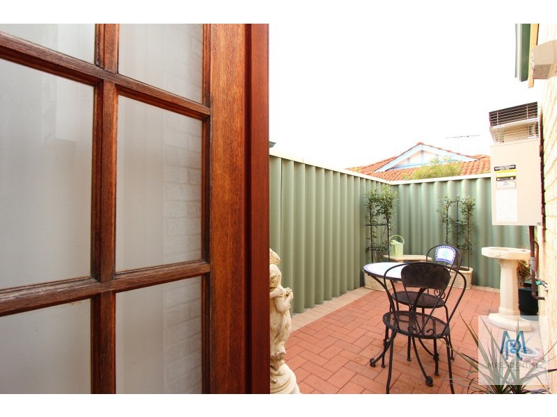 8/182 Fulham Street, Kewdale WA 6105