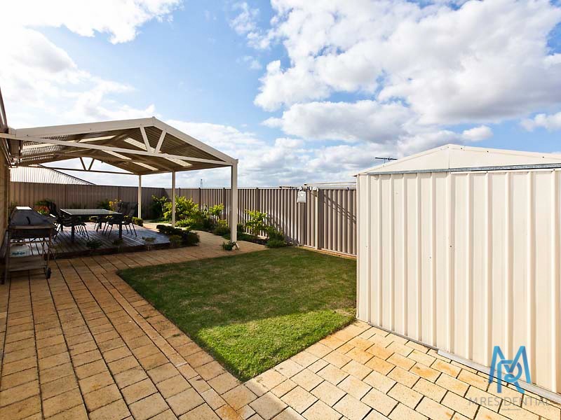 20 Wicklow Circle, Darch WA 6065