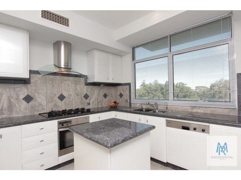 7/146 Mill Point Road, South Perth WA 6151