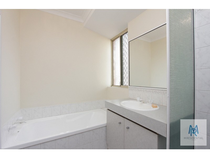 1/96 Roberts Road, Rivervale WA 6103