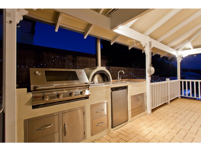 41 Monash Avenue, Como WA 6152