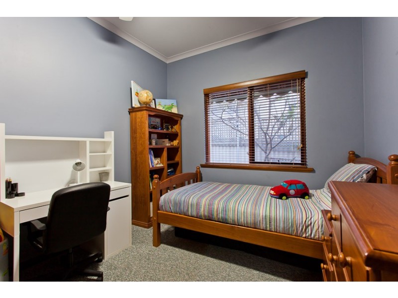 41 Monash Avenue, Como WA 6152