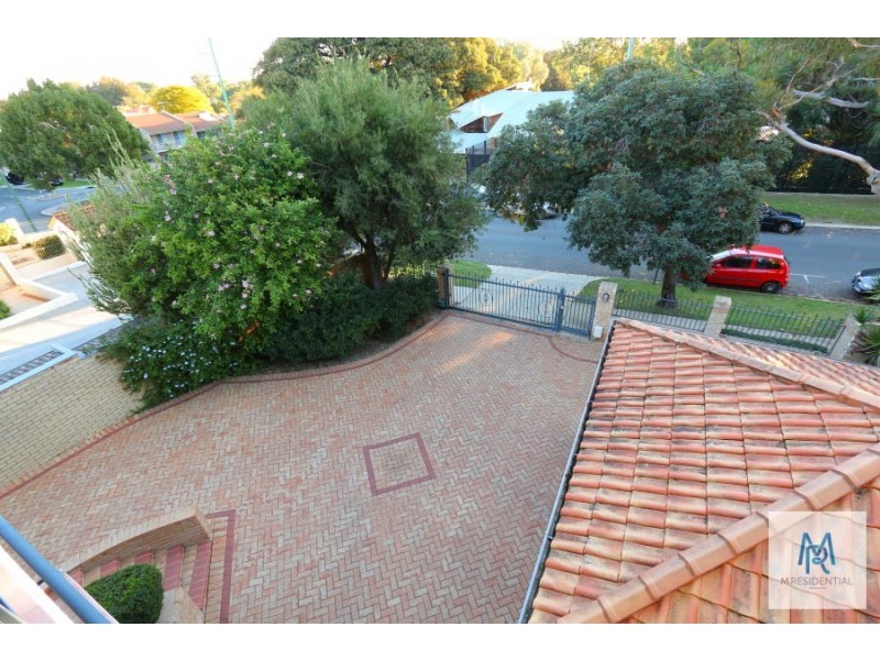26B Onslow St, South Perth WA 6151