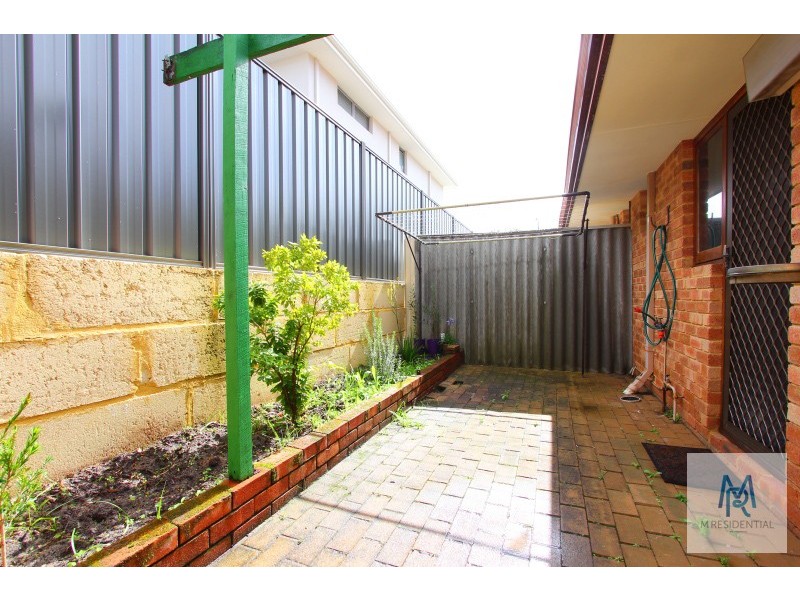 2/93 Thelma Street, Como WA 6152