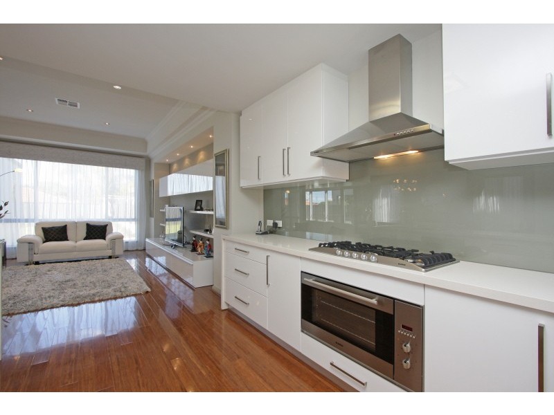 120A Lockhart Street, Como WA 6152