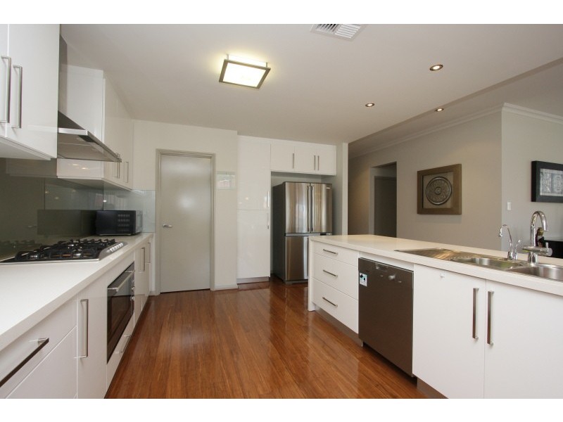 120A Lockhart Street, Como WA 6152