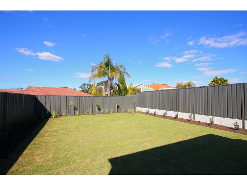 120A Lockhart Street, Como WA 6152