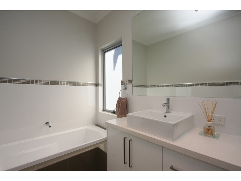 120A Lockhart Street, Como WA 6152