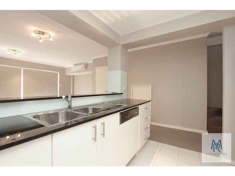 4/28 Banksia Terrace, South Perth WA 6151