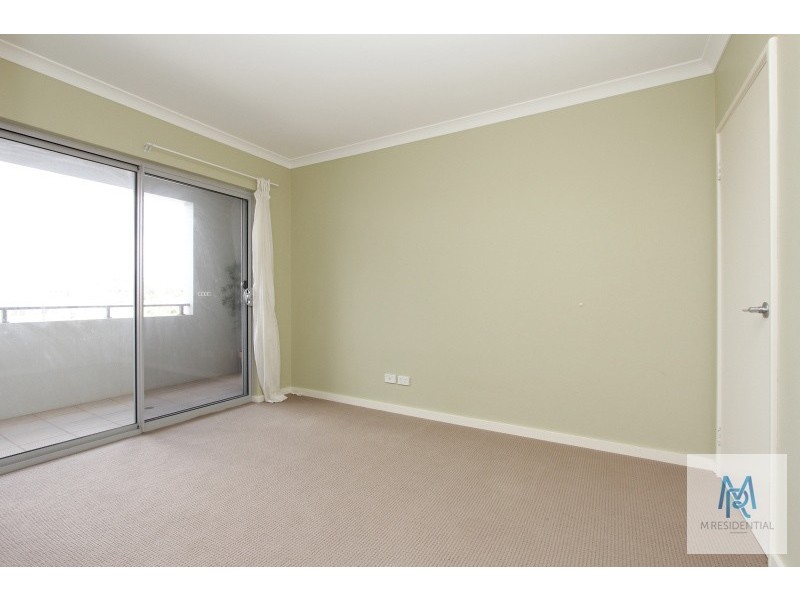 4/28 Banksia Terrace, South Perth WA 6151