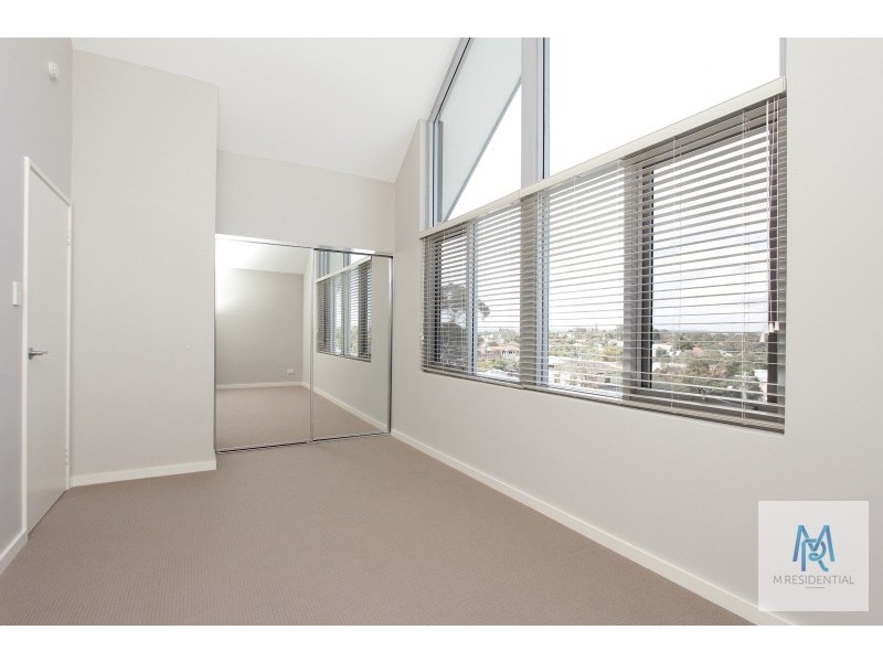 4/28 Banksia Terrace, South Perth WA 6151