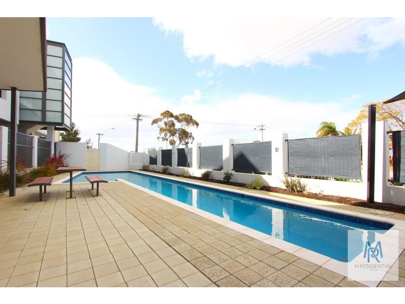 4/28 Banksia Terrace, South Perth WA 6151