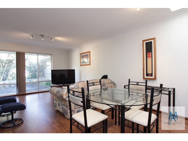 4 Rankin Way, Booragoon WA 6154