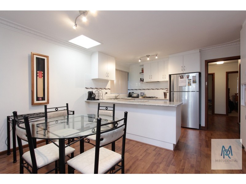 4 Rankin Way, Booragoon WA 6154