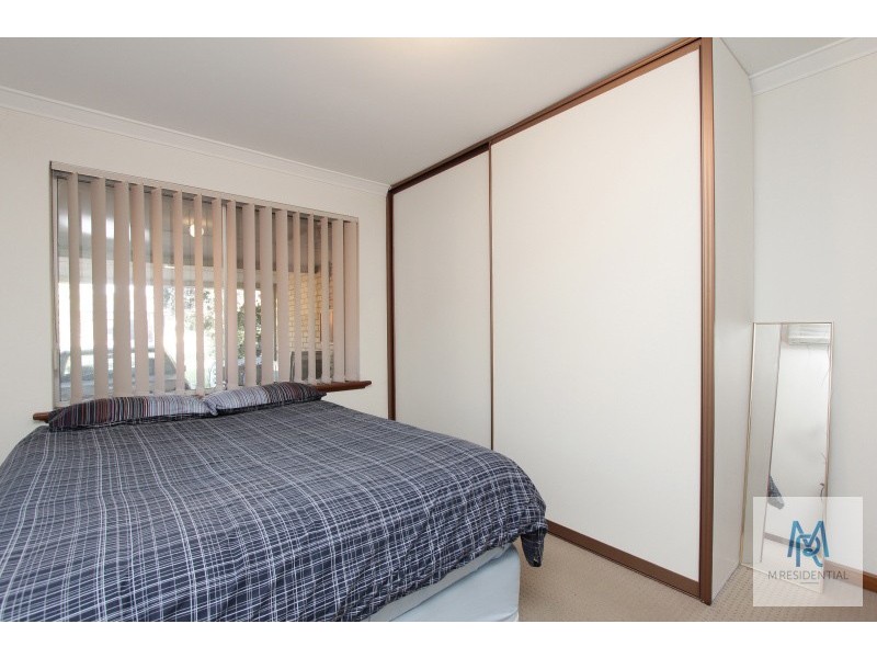 4 Rankin Way, Booragoon WA 6154