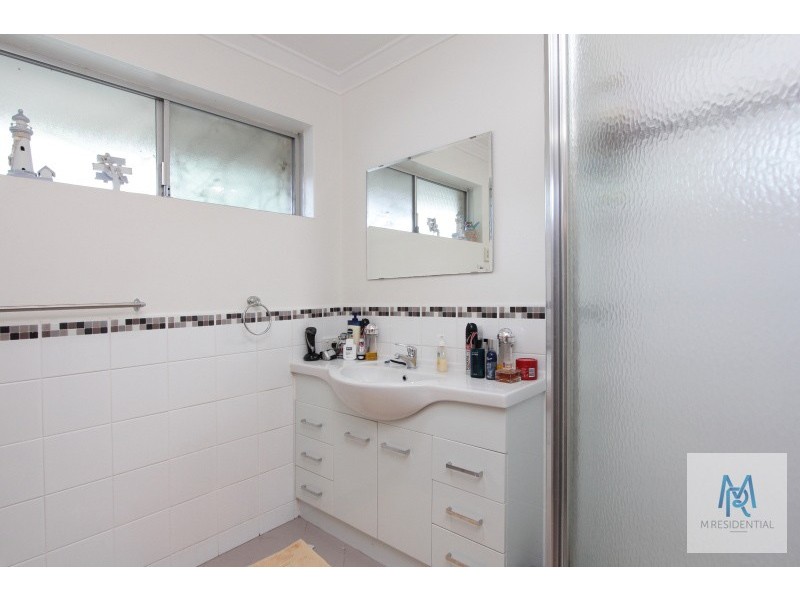 4 Rankin Way, Booragoon WA 6154