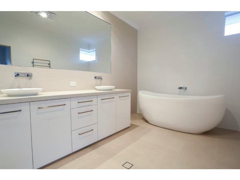 55 Birdwood Avenue, Como WA 6152